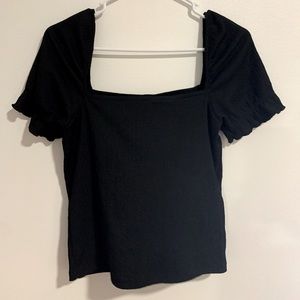 H&M cropped blouse with square neck line and puffy sleeves